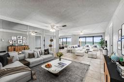 Picture of 7520 Sunshine Skyway Lane S Unit 110, St Petersburg, FL 33711