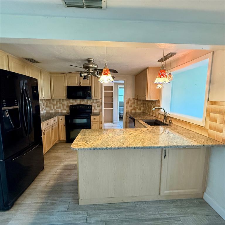 Picture of 5428 Nutmeg Avenue, Sarasota FL 34231