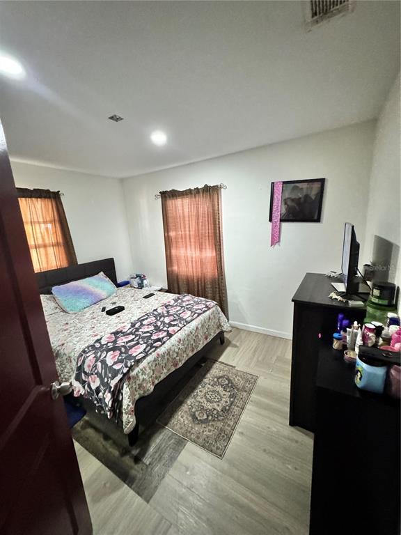 Picture of 3212 E Henry Avenue, Tampa FL 33610