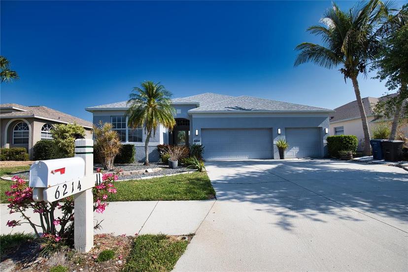 Picture of 6214 Ikes Cabin Court, Palmetto FL 34221