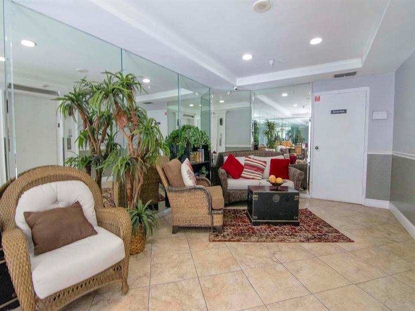 Picture of 2780 N Riverside Drive Unit 802, Tampa FL 33602