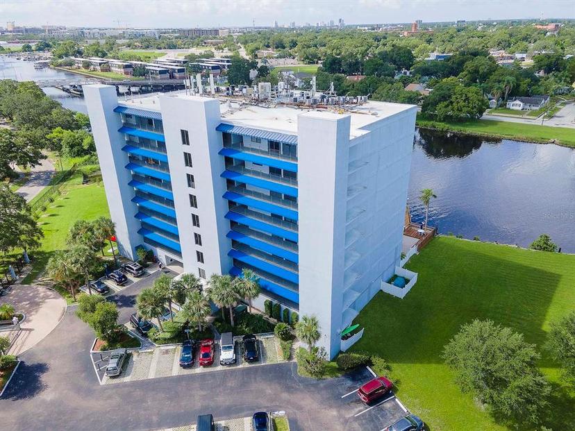 Picture of 2780 N Riverside Drive Unit 802, Tampa FL 33602