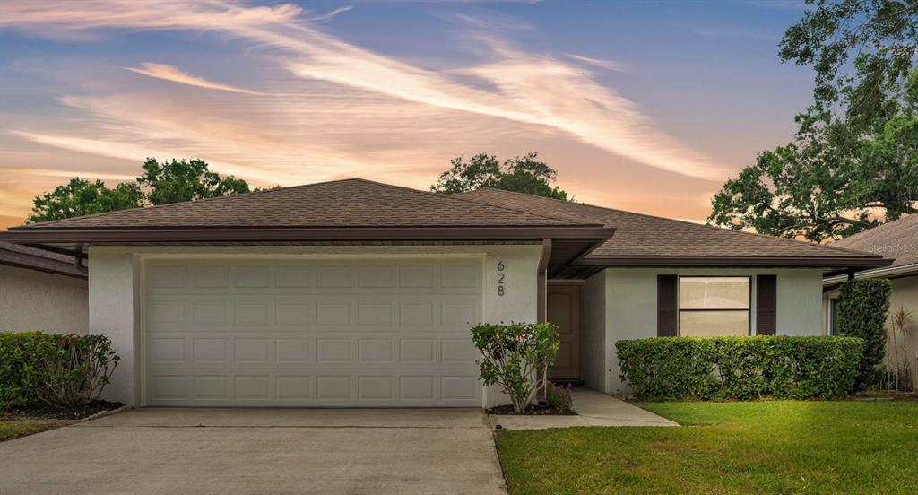 Picture of 628 Wexford Ct, Winter Haven, FL 33884