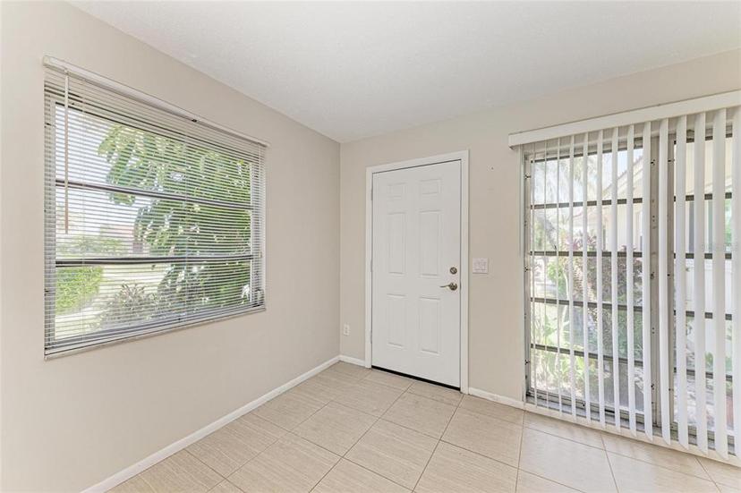 Picture of 2121 Pueblo Circle Unit V6, Sarasota FL 34231