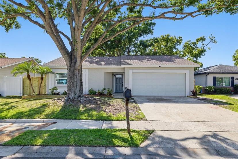 Picture of 10404 Oakhaven Drive, Pinellas Park FL 33782