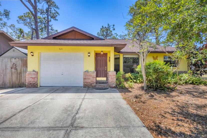 Picture of 521 Artists Avenue, Englewood FL 34223