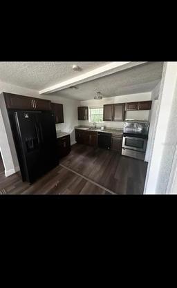 Picture of 922 SE 9Th Place, Gainesville, FL 32601