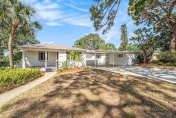 Picture of 4925 Alcazar Way S, St Petersburg, FL 33712