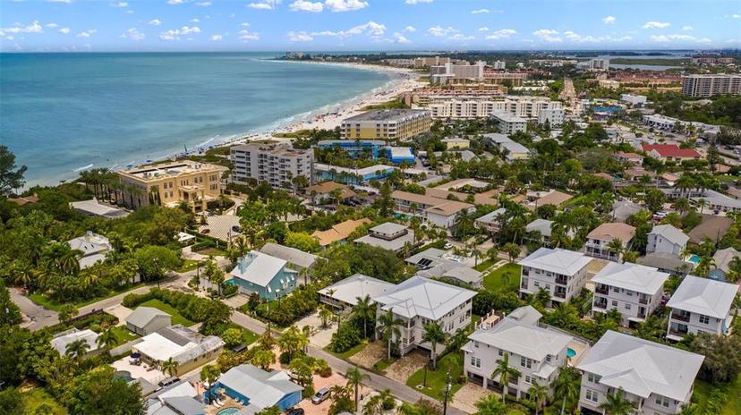 Picture of 1021 Crescent Street Unit 1, Sarasota FL 34242