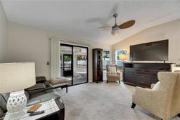 Picture of 2023 Darlington Oak Drive, Seffner, FL 33584