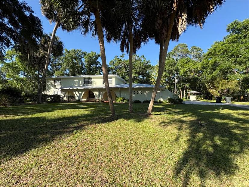 Picture of 155 S Court, Bronson FL 32621