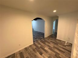 Picture of 155 S Court, Bronson, FL 32621