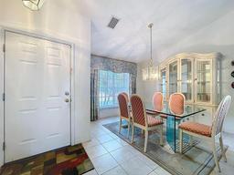 Picture of 3054 Oakbrook Circle, Clearwater, FL 33759