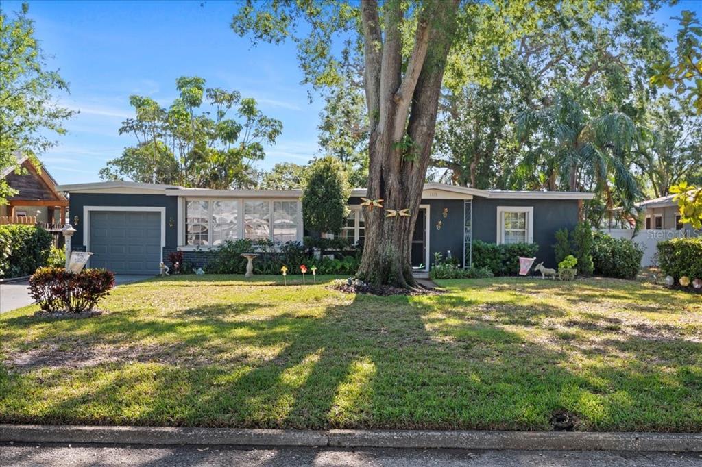 Picture of 1115 45Th Street N, St Petersburg, FL 33713