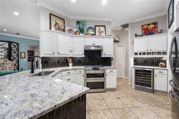 Picture of 5135 SW 105Th Way, Gainesville, FL 32608