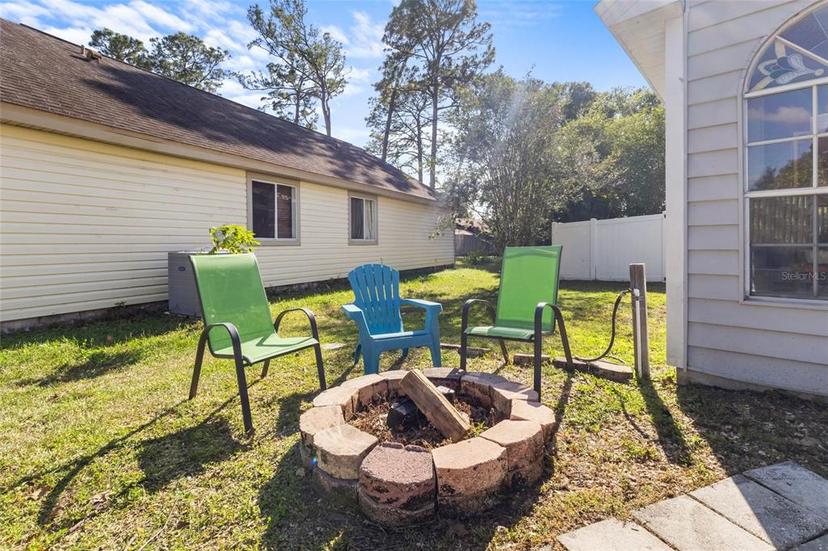Picture of 121 Edgewater Circle, Sanford FL 32773