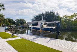 Picture of 8706 Driftwood Drive, Tampa, FL 33615