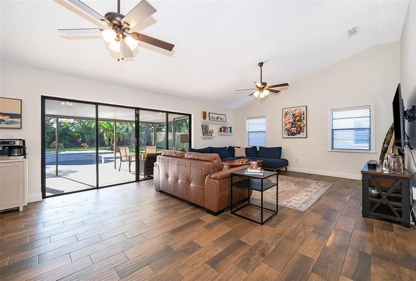Picture of 659 N Endeavour Drive, Winter Springs FL 32708