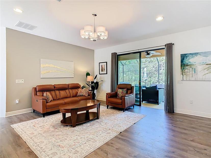 Picture of 343 Scripps Ranch Rd, Poinciana FL 34759