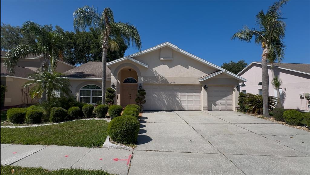 Picture of 11216 Longbrooke Drive, Riverview, FL 33579