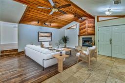Picture of 102 NW 28Th Terrace, Gainesville, FL 32607