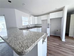 Picture of 222 Carpenters Way Unit 70, Lakeland, FL 33805