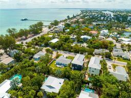 Picture of 159 Crescent Drive, Anna Maria, FL 34216