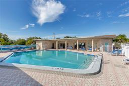 Picture of 250 Rosery Road Nw Unit 295, Largo, FL 33770