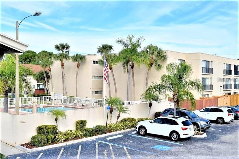 Picture of 2763 Woodgate Lane Unit 108, Sarasota FL 34231