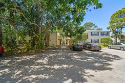 Picture of 134 Sycamore Lane Unit H, Oldsmar, FL 34677