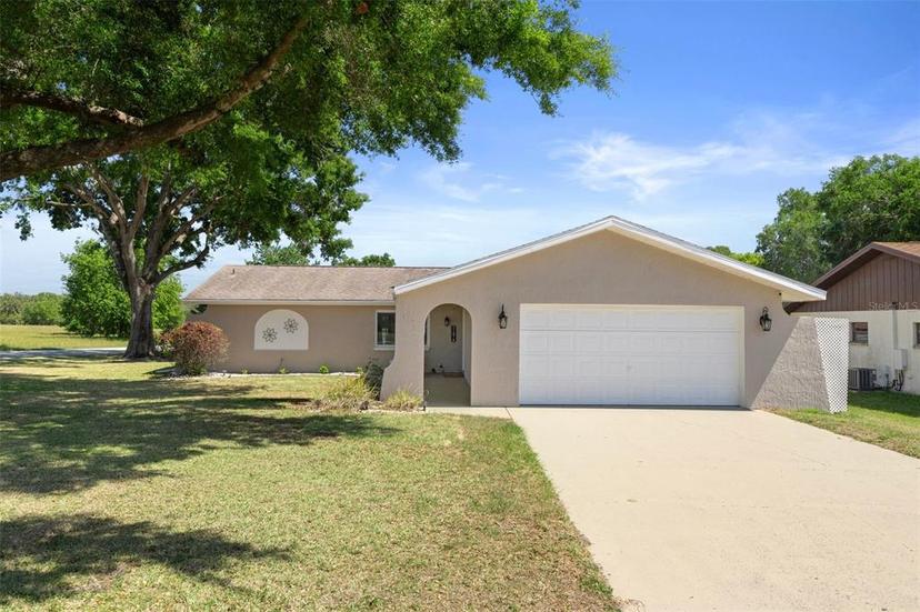 Picture of 31076 Castle Ridge Drive, Brooksville FL 34602