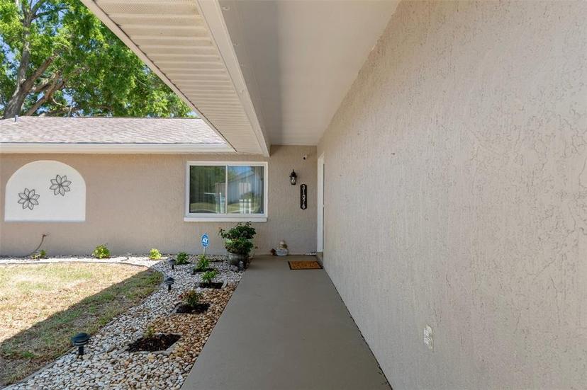 Picture of 31076 Castle Ridge Drive, Brooksville FL 34602