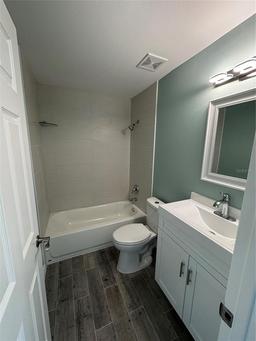 Picture of 1258 Barbara Drive Unit 202, Venice, FL 34285