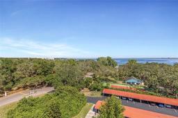 Picture of 2699 Seville Boulevard Unit 805, Clearwater, FL 33764