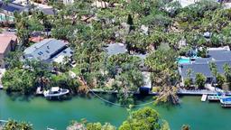 Picture of 5033 Oxford Drive, Sarasota, FL 34242