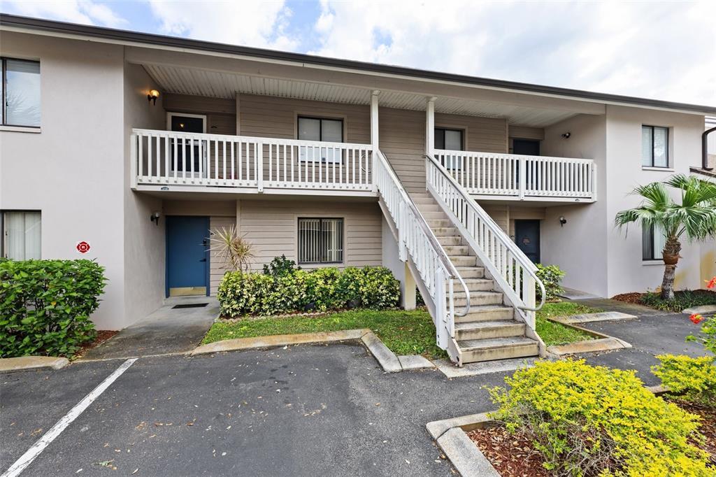 Picture of 3706 Greenery Court Unit 206, Tampa, FL 33618
