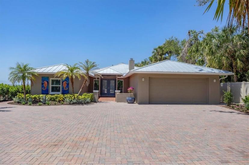 Picture of 3931 Bay Shore Road, Sarasota FL 34234