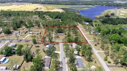 Picture of 13721 Mcintosh Drive, Dade City, FL 33525