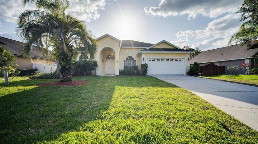 Picture of 624 Montana Avenue, Davenport FL 33897
