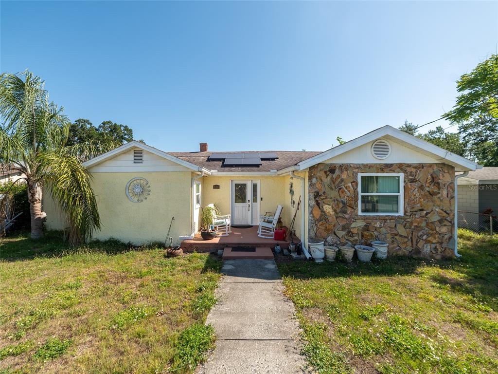 Picture of 124 Elaine Drive, Auburndale, FL 33823