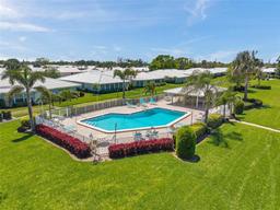Picture of 6524 11Th Avenue W Unit 5611, Bradenton, FL 34209
