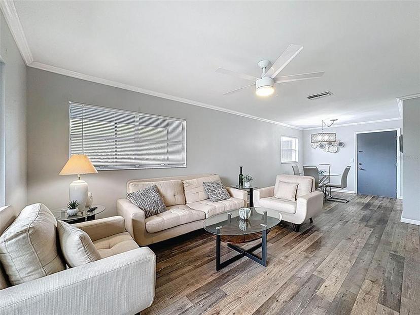 Picture of 5509 Fountain Lake Circle Unit C209, Bradenton FL 34207