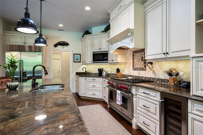 Picture of 10032 SW 48Th Place, Gainesville FL 32608