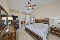 Picture of 2004 Berry Roberts Drive, Sun City Center, FL 33573