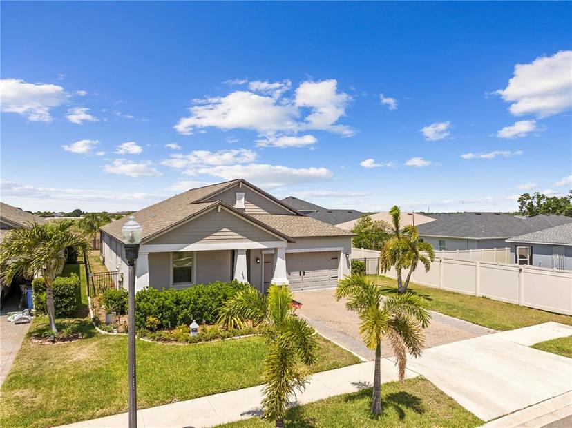 Picture of 11506 Freshwater Ridge Drive, Riverview FL 33569