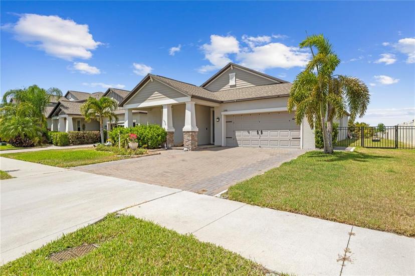 Picture of 11506 Freshwater Ridge Drive, Riverview FL 33569