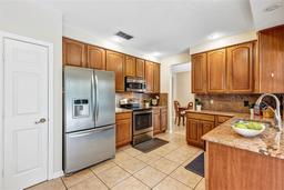 Picture of 4725 Windsor Avenue, Orlando, FL 32819