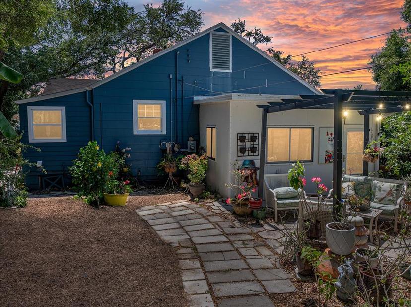 Picture of 3001 9Th Avenue N, St Petersburg FL 33713