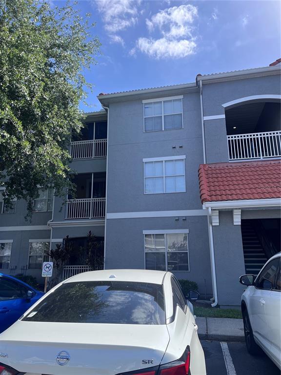 Picture of 18001 Richmond Place Drive Unit 126, Tampa FL 33647
