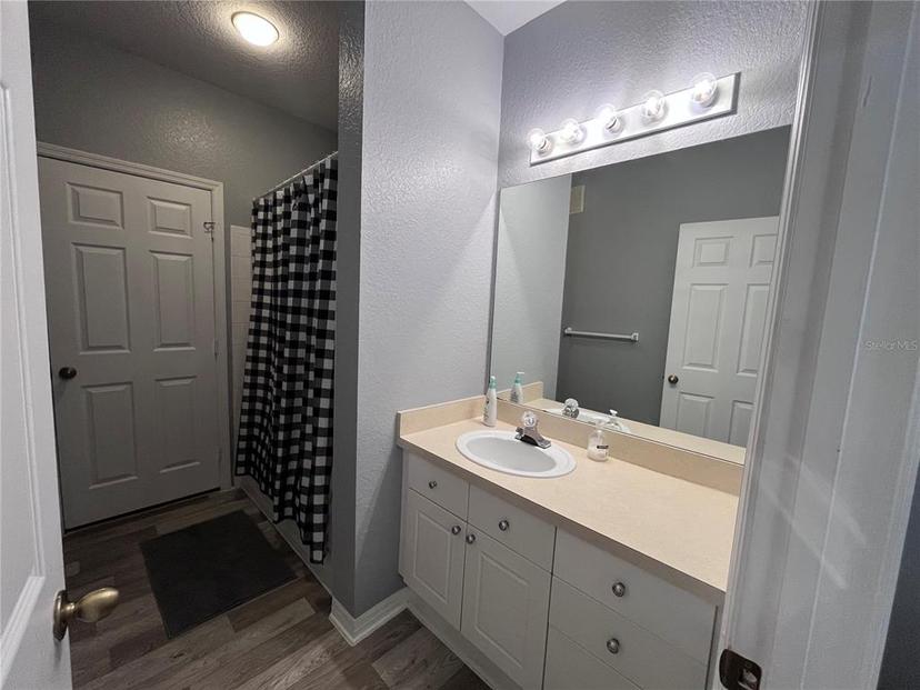Picture of 18001 Richmond Place Drive Unit 126, Tampa FL 33647